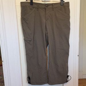 Eddie Bauer Cropped Pant Size 6